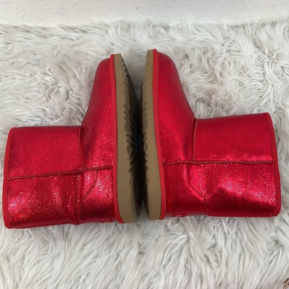 UGG RED METALLIC CLASSIC SHORT BOOTS SIZE 6 NEW - Picture 9 of 13